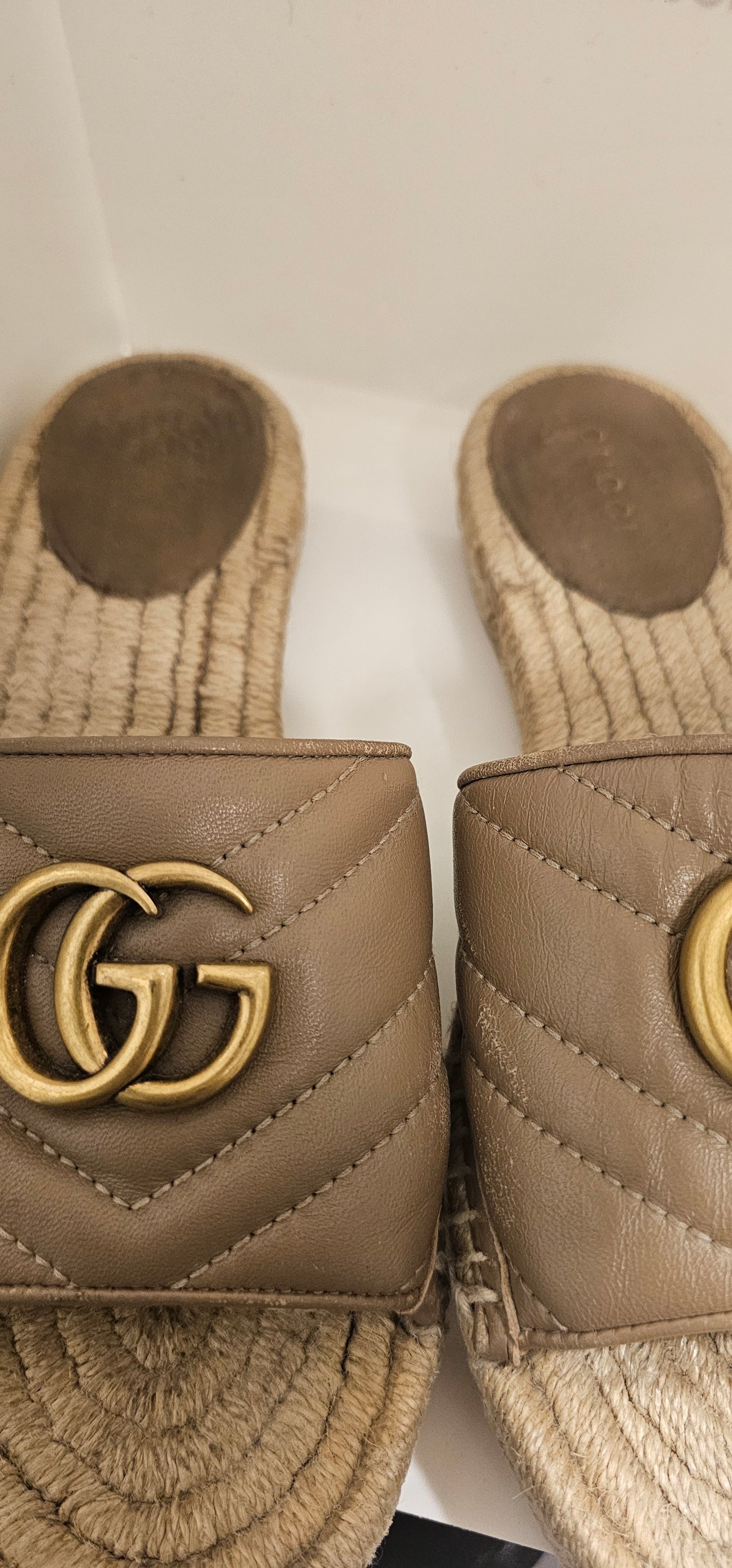 Gucci Beige Marmont Quilted Slide Espadrilles GG Size 36 Flats