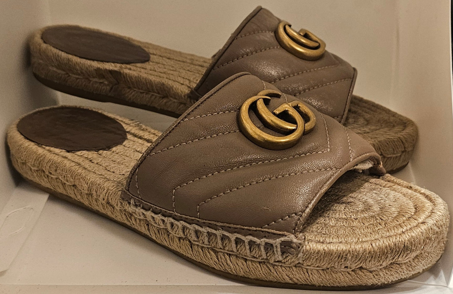 Gucci Beige Marmont Quilted Slide Espadrilles GG Size 36 Flats