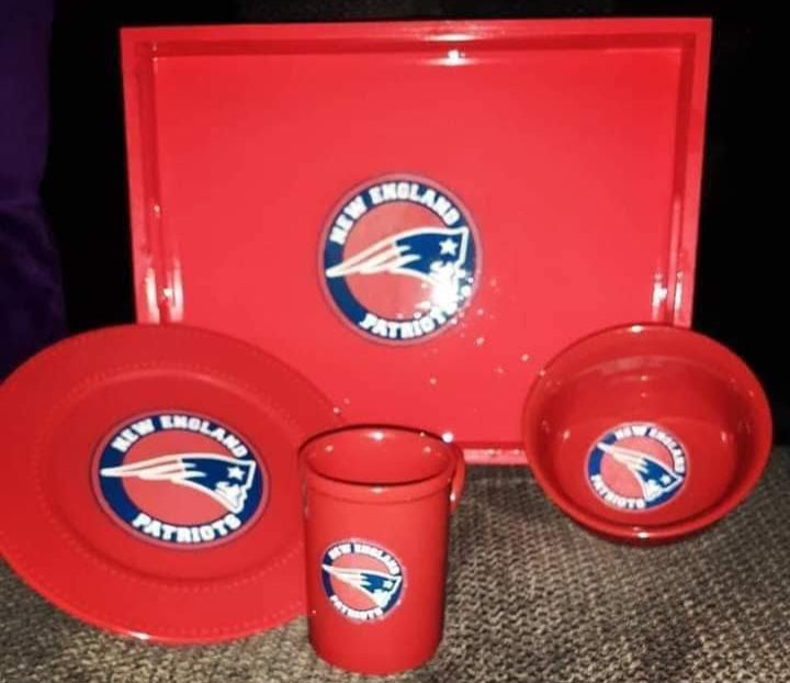 Customized Team dinner or cigar sets