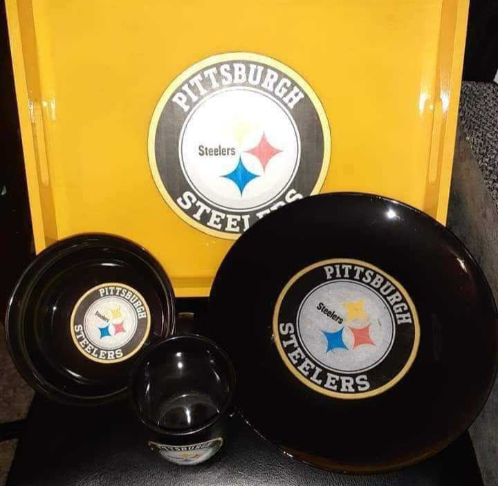 Customized Team dinner or cigar sets