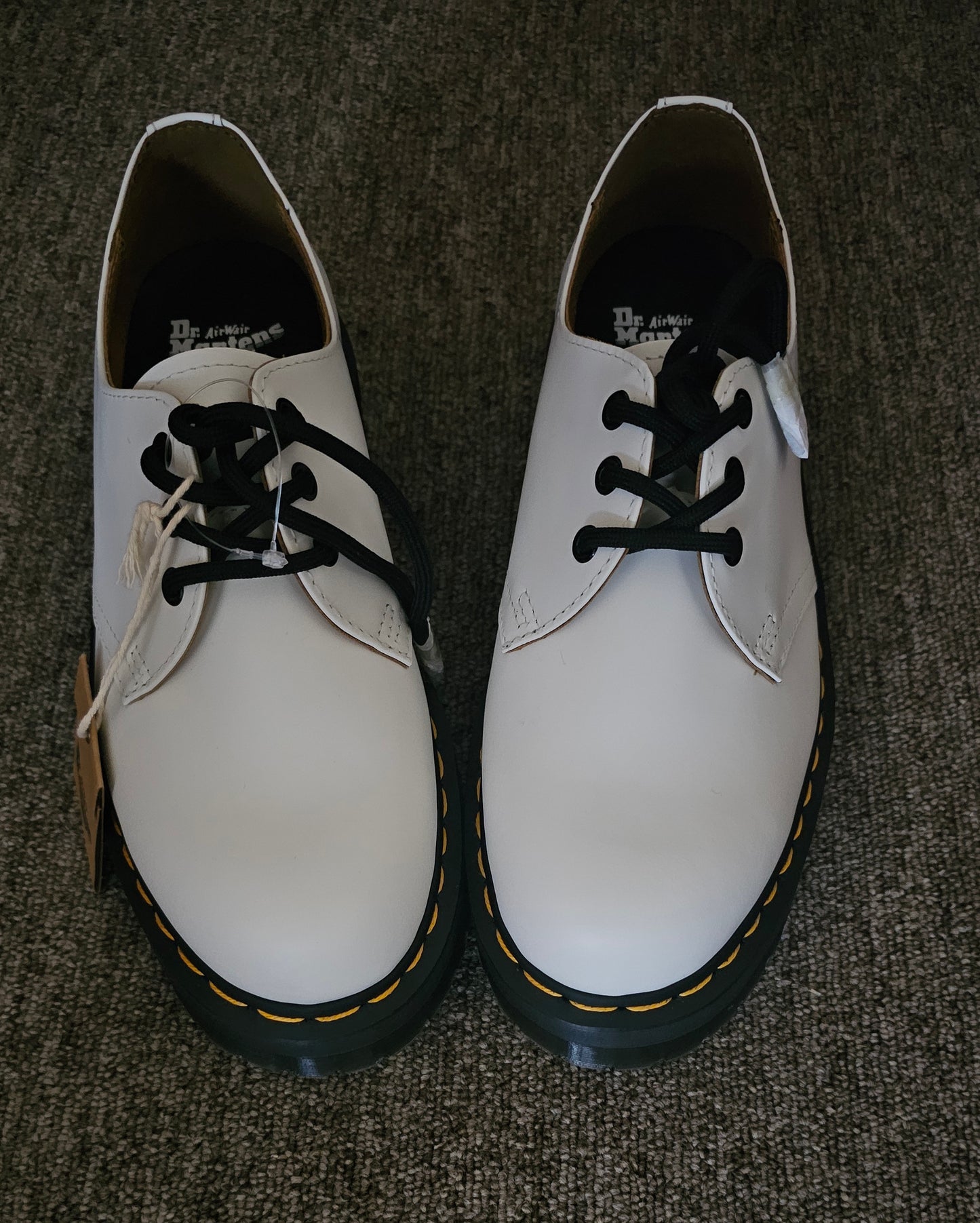 New Dr. Martens 1461 white smooth leather oxford women's size 8