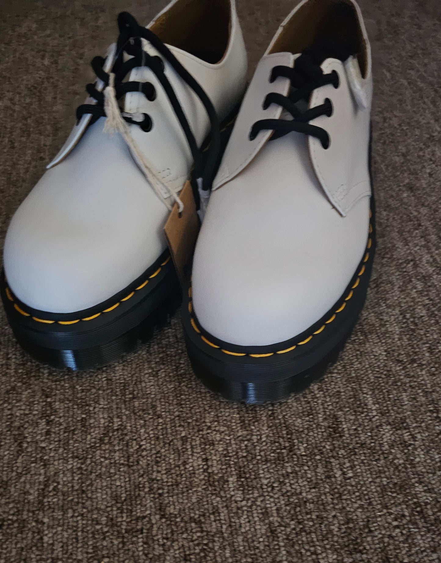 New Dr. Martens 1461 white smooth leather oxford women's size 8