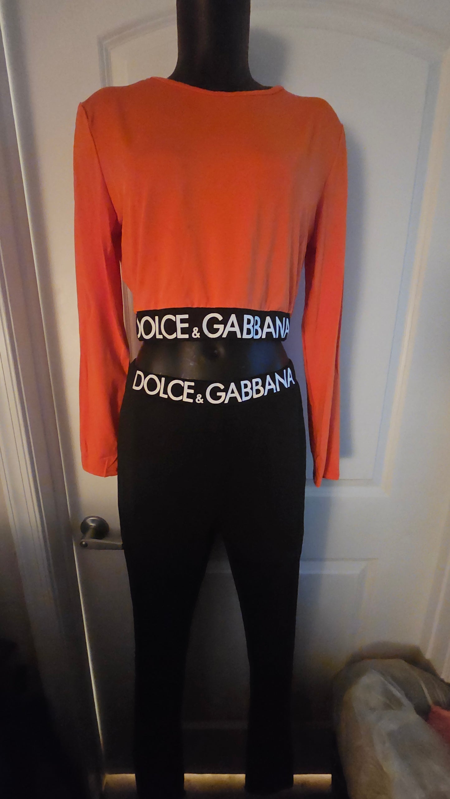 Long-sleeved jersey top with branded elastic with leggins