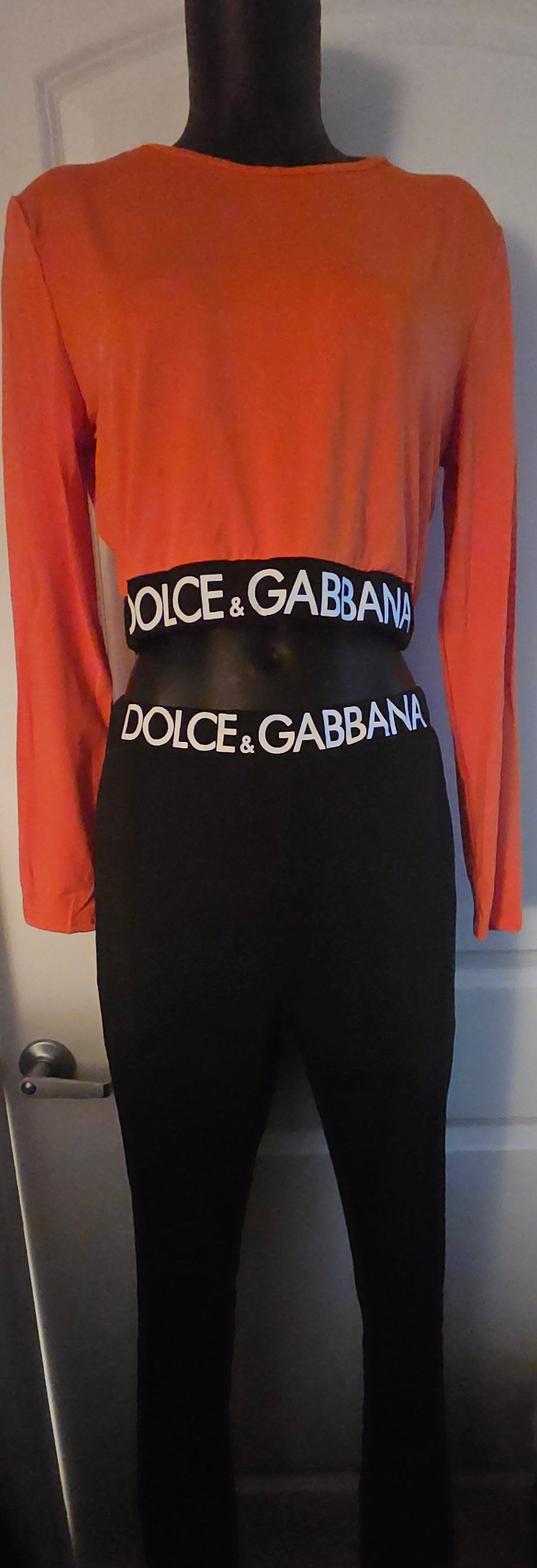 Long-sleeved jersey top with branded elastic with leggins